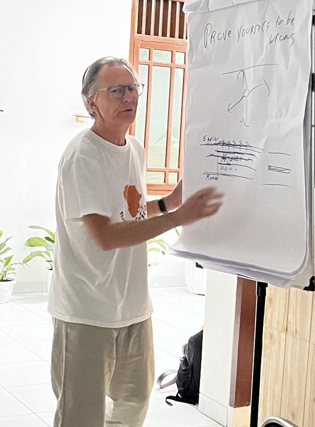 Felix de haas teaching the shap0e of qi