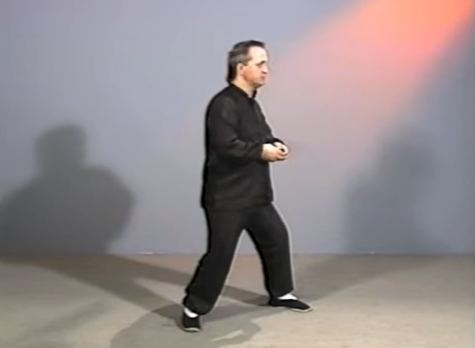 Stuart Olson using the body to turn in taiji tai chi practice
